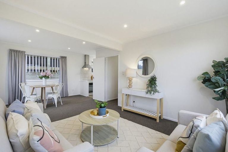 Photo of property in 8a Ceres Crescent, Johnsonville, Wellington, 6037