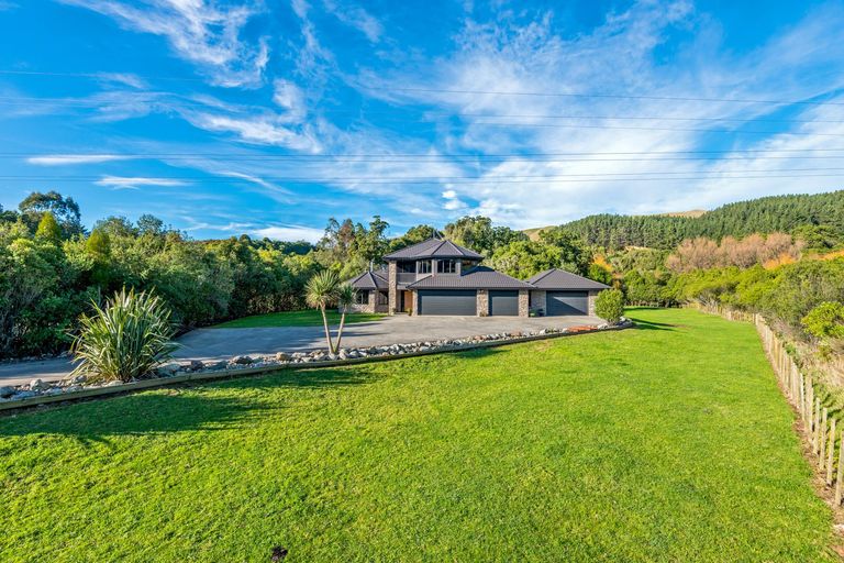 Photo of property in 99 Buick Crescent, Awapuni, Palmerston North, 4412