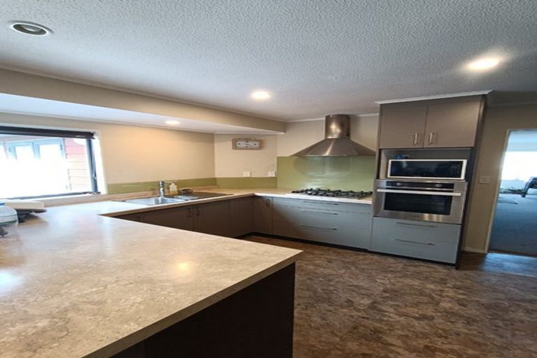 Photo of property in 38 Erris Street, Johnsonville, Wellington, 6037