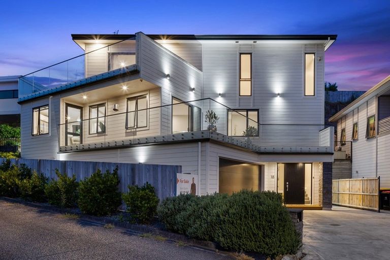 Photo of property in 18 Gyle Place, Pyes Pa, Tauranga, 3112