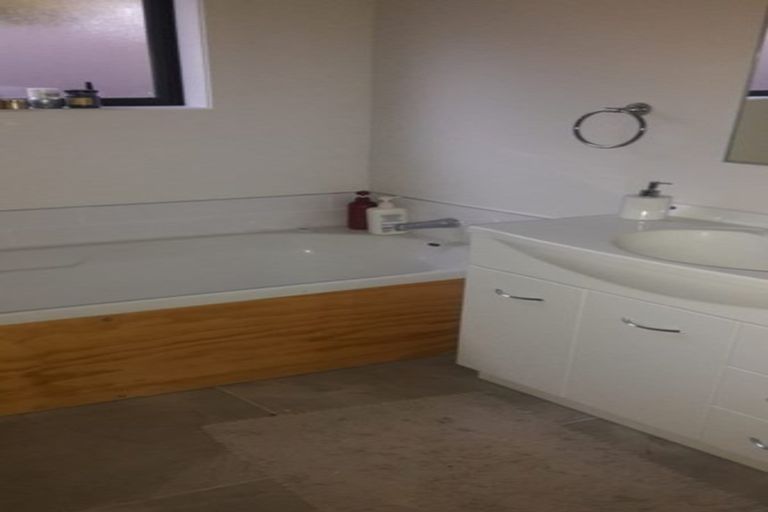 Photo of property in 609a Avenue Road West, Saint Leonards, Hastings, 4120