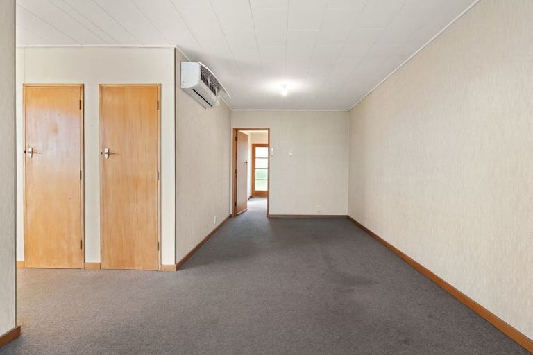 Photo of property in 4 Elwyn Crescent, Green Island, Dunedin, 9018