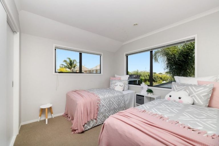 Photo of property in 918b Papamoa Beach Road, Papamoa Beach, Papamoa, 3118