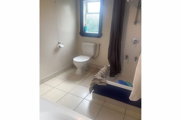 Photo of property in 51 Manapouri Street, Ravensbourne, Dunedin, 9022