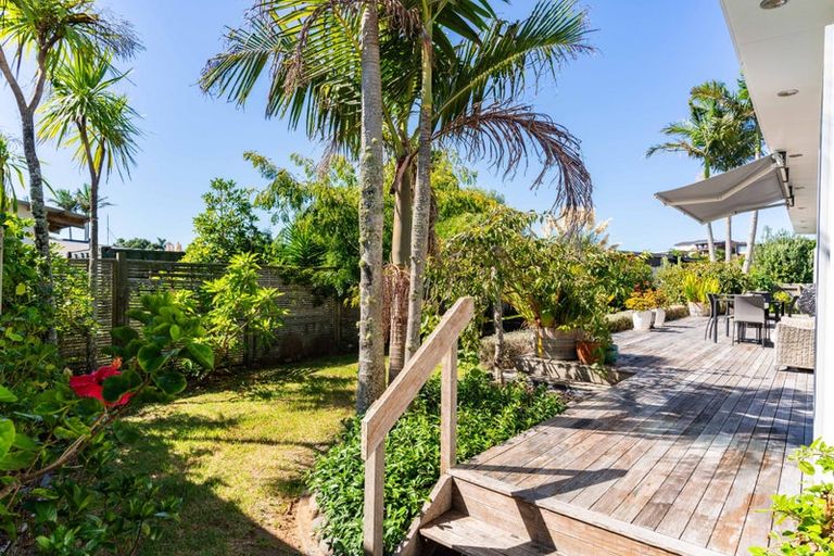 Photo of property in 8 Grove Road, Mangawhai Heads, Mangawhai, 0505