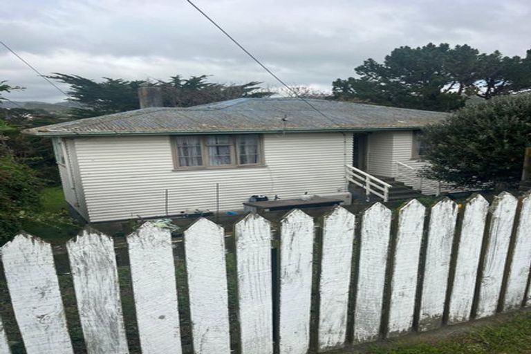 Photo of property in 31 Dorset Grove, Cannons Creek, Porirua, 5024