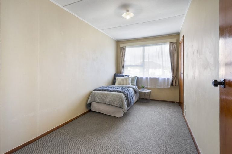 Photo of property in 55 Lismore Street, Merrilands, New Plymouth, 4312