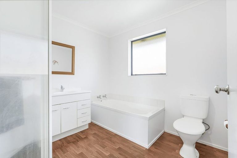 Photo of property in 18 Everton Place, Grandview Heights, Hamilton, 3200