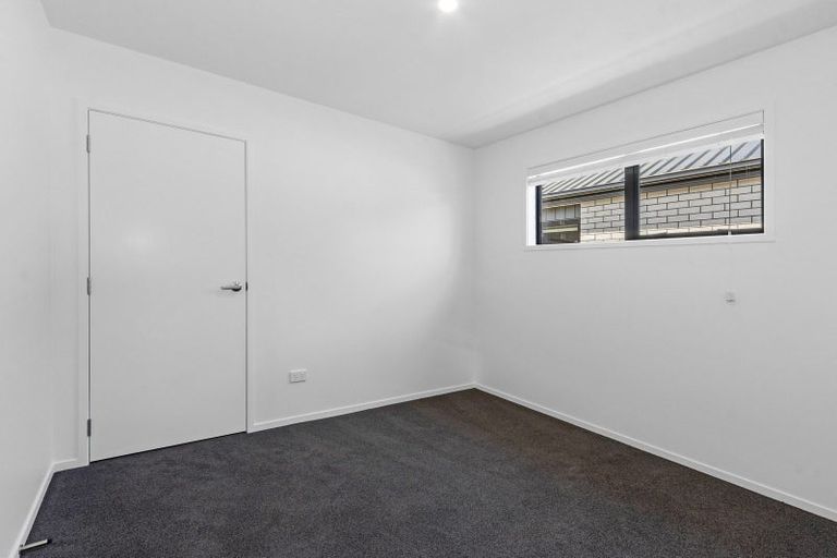 Photo of property in 6 Oakmill Drive, Casebrook, Christchurch, 8051