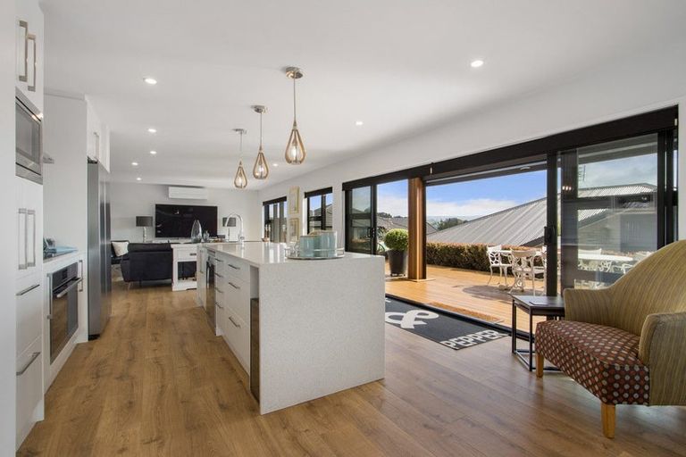 Photo of property in 13 Stingray Drive, Omokoroa, 3114