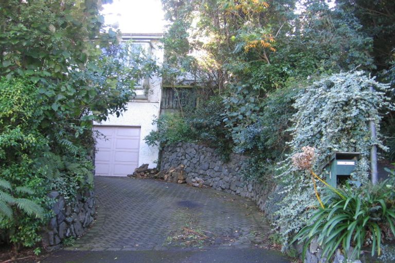 Photo of property in 1 Iwi Street, Ngaio, Wellington, 6035
