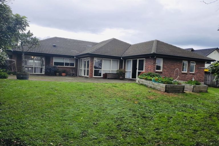 Photo of property in 264 Hill Road, The Gardens, Auckland, 2105