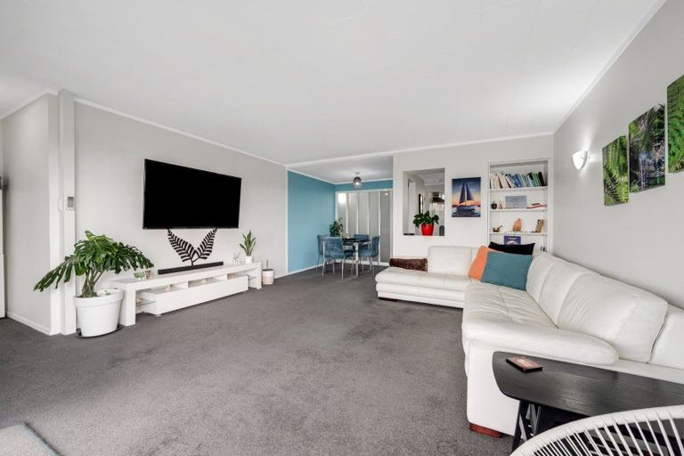 Photo of property in 3/64 Hattaway Avenue, Bucklands Beach, Auckland, 2012