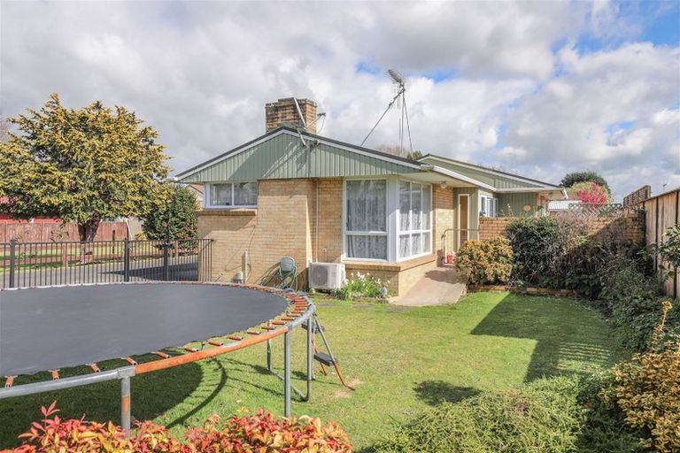 Photo of property in 128 Great South Road, Huntly, 3700