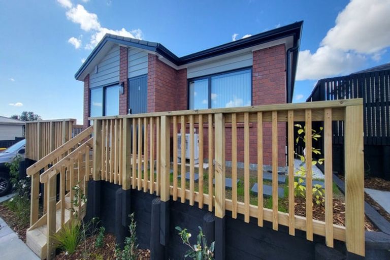 Photo of property in 1/26 Pah Road, Papatoetoe, Auckland, 2025