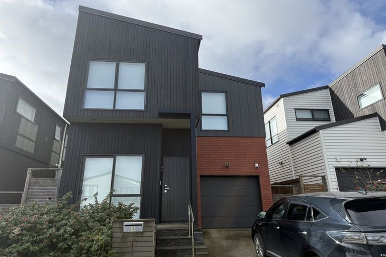 Photo of property in 15 Kea Road, Silverdale, 0932
