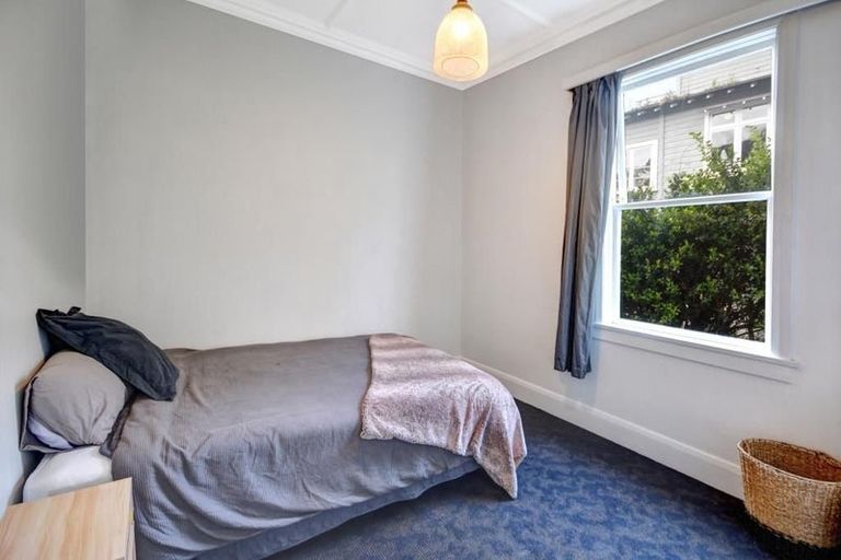 Photo of property in 22 Motu Street, Saint Clair, Dunedin, 9012