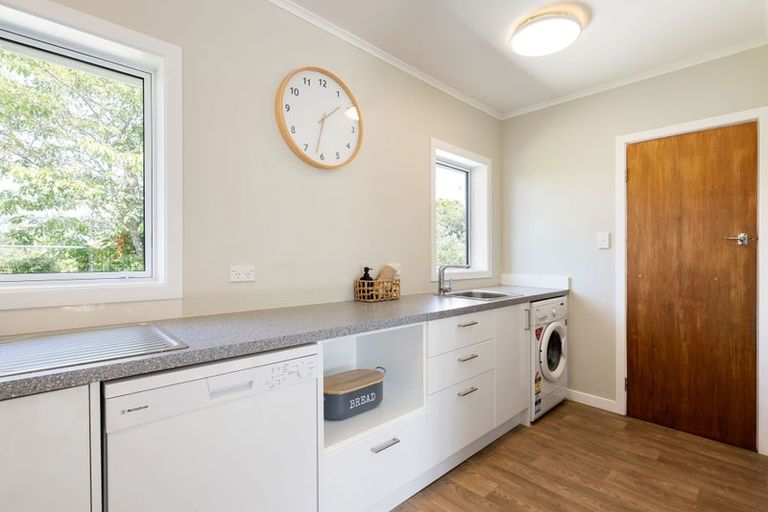 Photo of property in 19 Mabian Crescent, Deanwell, Hamilton, 3206