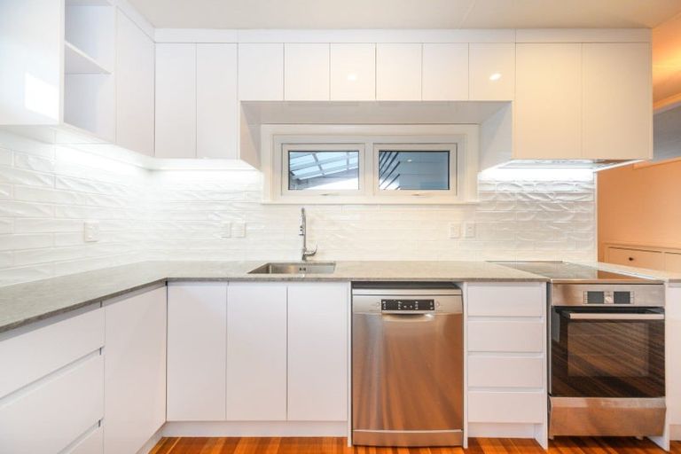 Photo of property in 20 Anglesey Place, Awapuni, Palmerston North, 4412