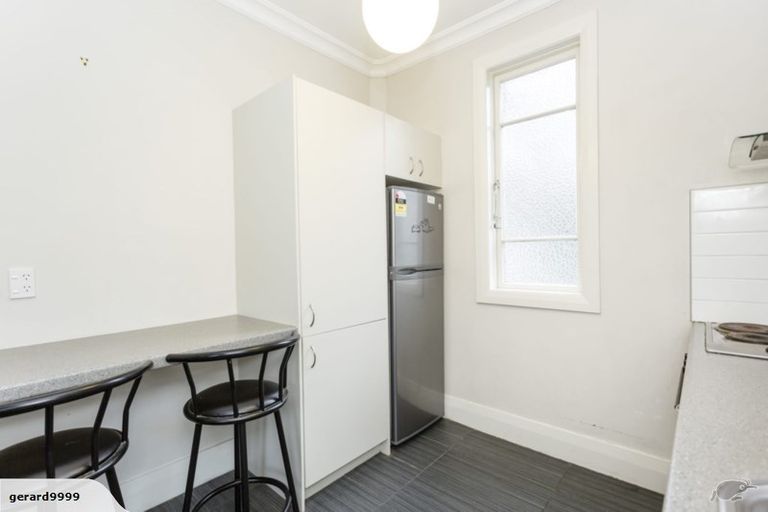 Photo of property in 53 Manor Place, Dunedin Central, Dunedin, 9016