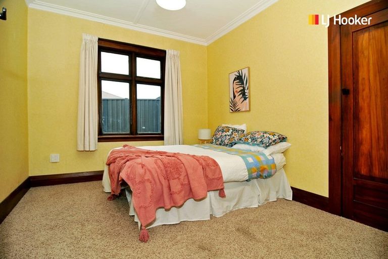 Photo of property in 98 Middleton Road, Kew, Dunedin, 9012