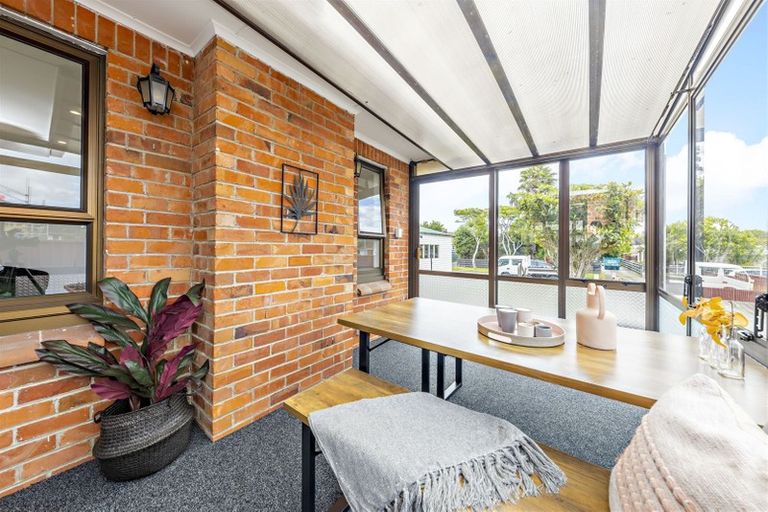 Photo of property in 15 Margan Avenue, Papatoetoe, Auckland, 2025