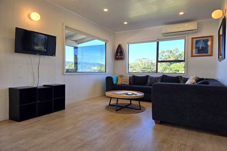 Photo of property in 22 Cuvier Crescent, Kuaotunu West, Whitianga, 3592