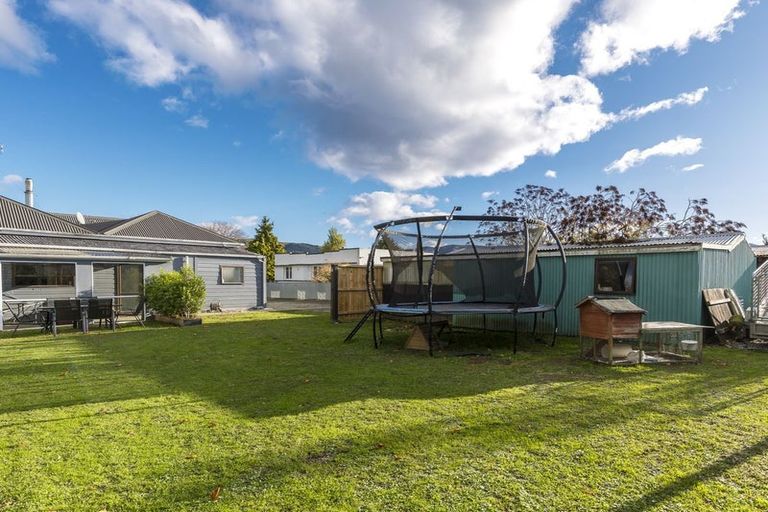 Photo of property in 11 Coronation Street, Waimate, 7924
