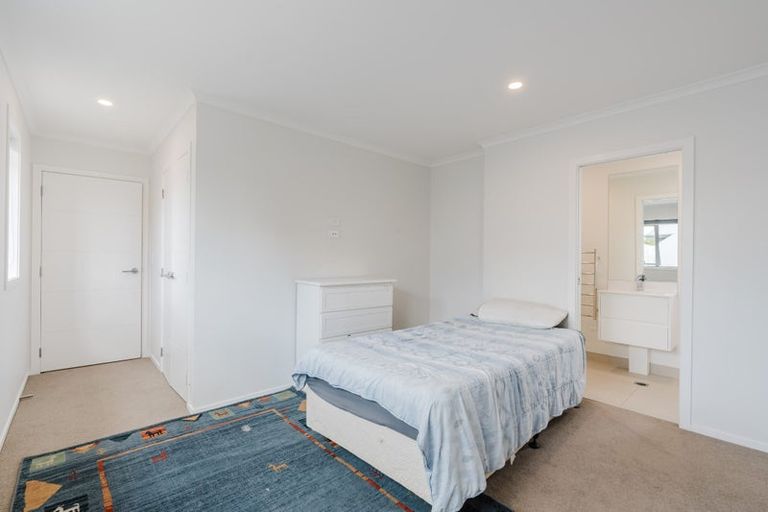 Photo of property in 1/18 Pickering Crescent, Chedworth, Hamilton, 3210