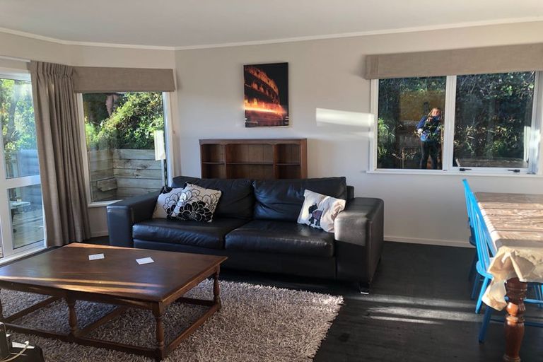 Photo of property in 23 Edgeware Road, Wilton, Wellington, 6012