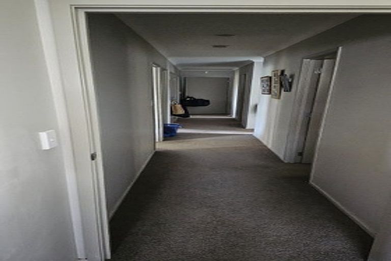 Photo of property in 5 Whitney Place, Rototuna North, Hamilton, 3210