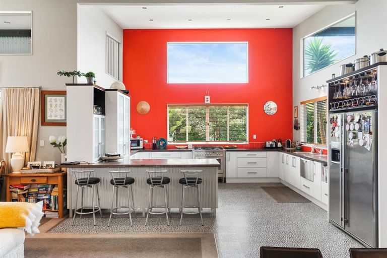 Photo of property in 12 Seabreeze Road, Mangawhai Heads, Mangawhai, 0505