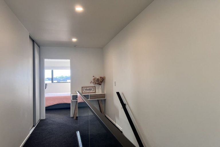 Photo of property in 6 Hoiho Road, Pukekohe, 2120