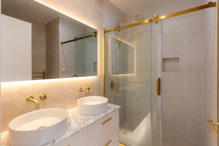 Photo of property in 4a Daphne Street, Kelston, Auckland, 0602