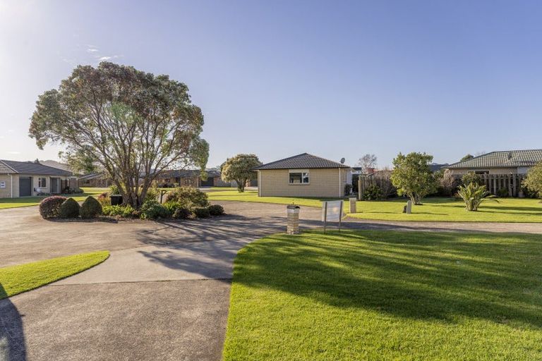 Photo of property in 8 Seascape Avenue, Whitianga, 3510