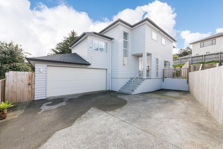 Photo of property in 102a San Marino Drive West, Henderson, Auckland, 0612