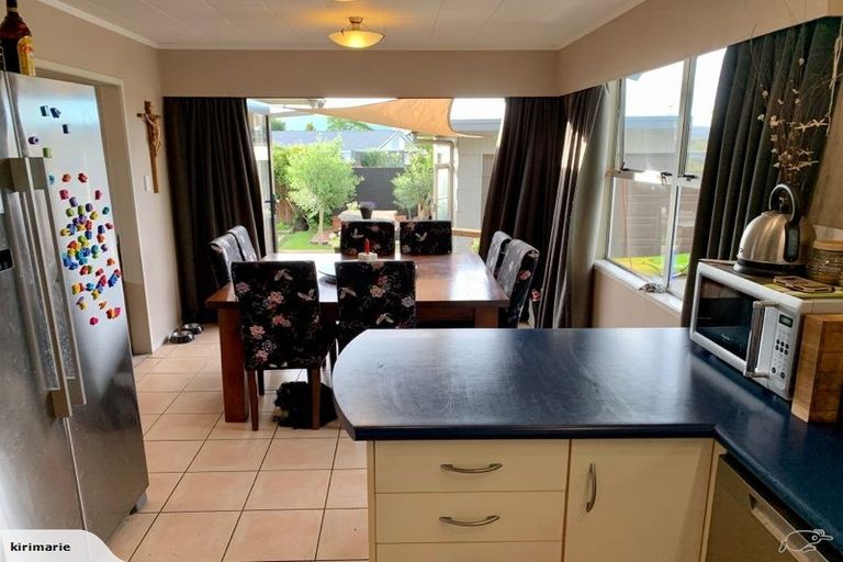 Photo of property in 4 Thackeray Place, Owhata, Rotorua, 3010