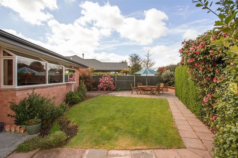 Photo of property in 11 Pentland Drive, Belfast, Christchurch, 8051