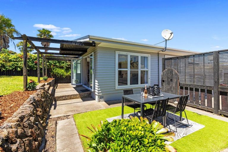 Photo of property in 89a Simpson Road, Papamoa Beach, Papamoa, 3118