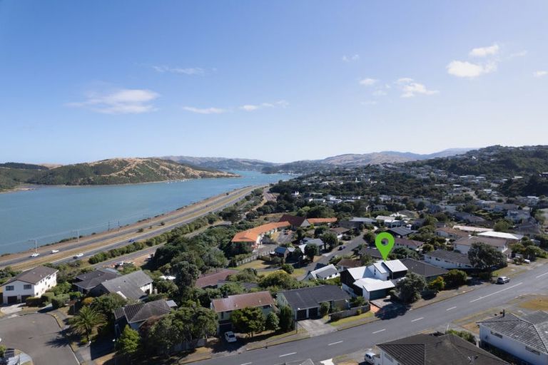 Photo of property in 86 Tweed Road, Papakowhai, Porirua, 5024