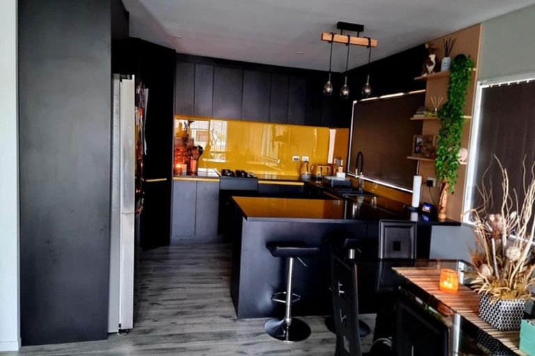 Photo of property in 43b Hillcrest Road, Papatoetoe, Auckland, 2025