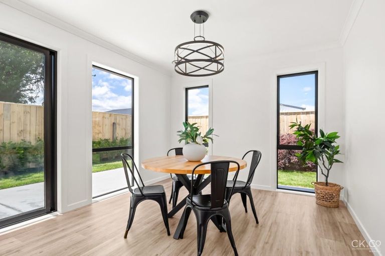 Photo of property in 54a Brentwood Street, Trentham, Upper Hutt, 5018