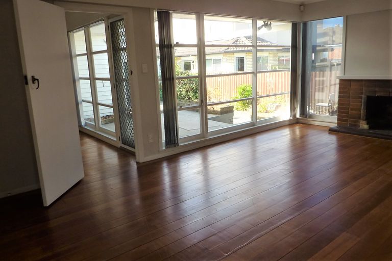 Photo of property in 7 Charles Street, Papatoetoe, Auckland, 2025