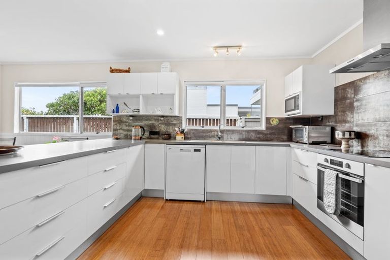 Photo of property in 9 Carlton Crescent, Maraetai, Auckland, 2018