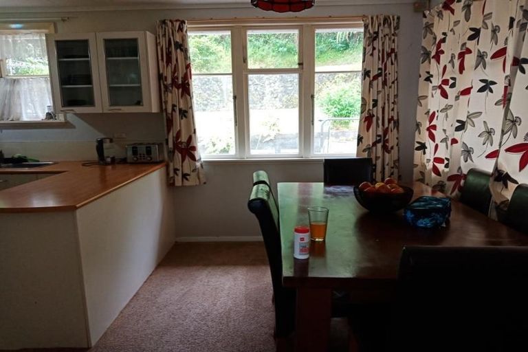 Photo of property in 39 Logie Street, Stokes Valley, Lower Hutt, 5019