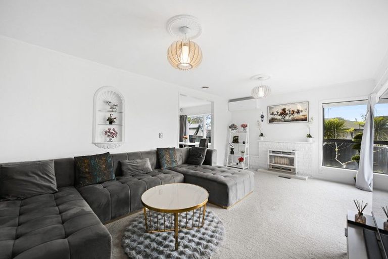 Photo of property in 59 Resthill Crescent, Glenview, Hamilton, 3206