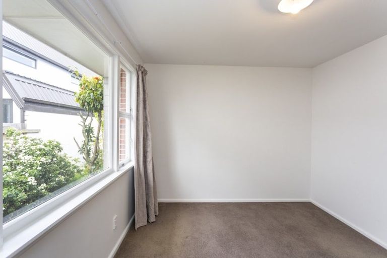 Photo of property in 2/65 Matipo Street, Riccarton, Christchurch, 8041