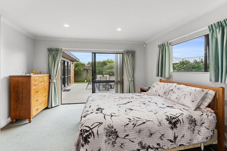 Photo of property in 18 Ludlam Way, Otaki, 5512