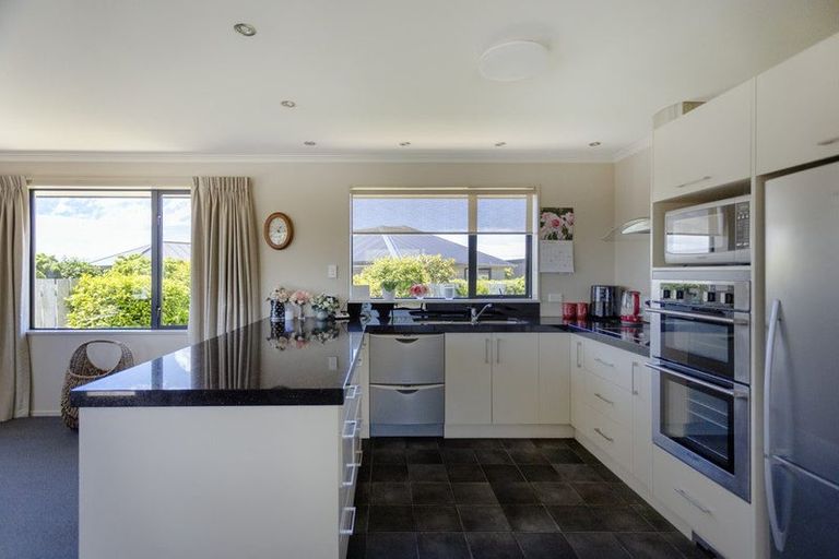 Photo of property in 22 North Ridge Drive, Oamaru North, Oamaru, 9400