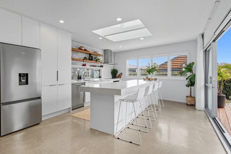 Photo of property in 6 Kahuparere Crescent, Pyes Pa, Tauranga, 3112